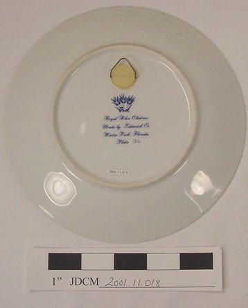 1976 Blue Chateau Plate 