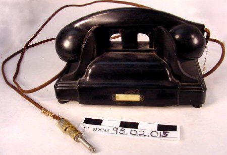 Black Art Deco Telephone, 1930