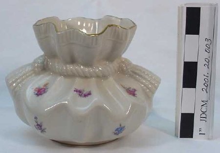Mold Made Ceramic Vase In Shap
