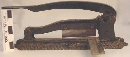 Tobacco Cutter