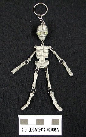 Tlingit Language Skeleton Keychain