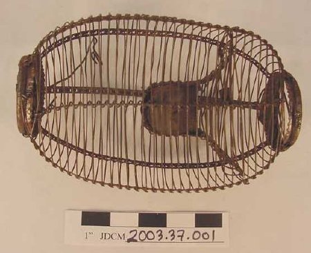 Oval shaped wire mouse trap