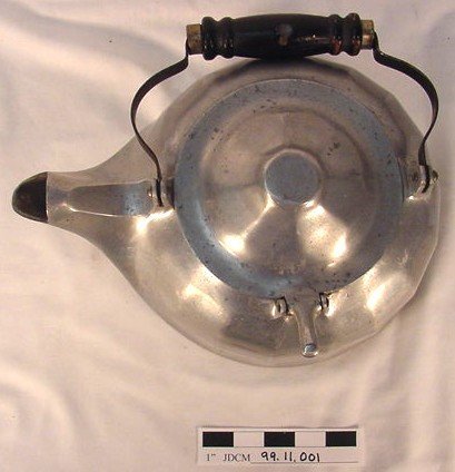 1904 Wagner Aluminum Tea Kettl