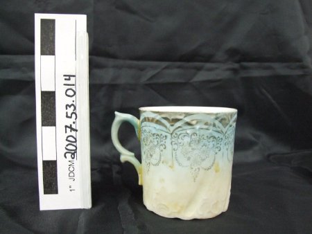 Tea cup: back