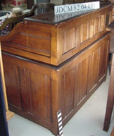 Ebner's Roll Top Desk