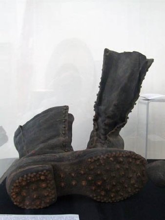 Boot                                    
