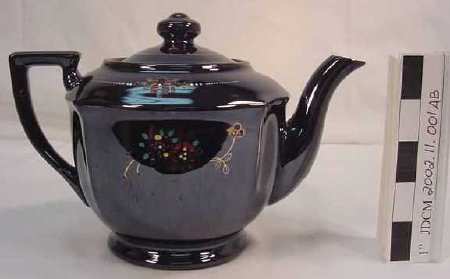 Dark Brown Ceramic Tea Pot wit