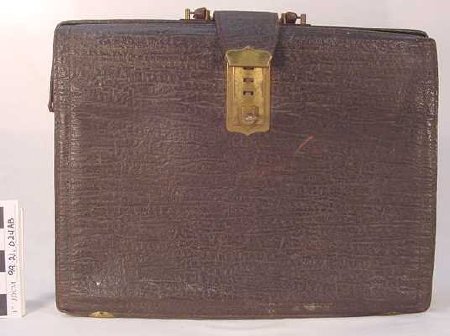 Briefcase                               