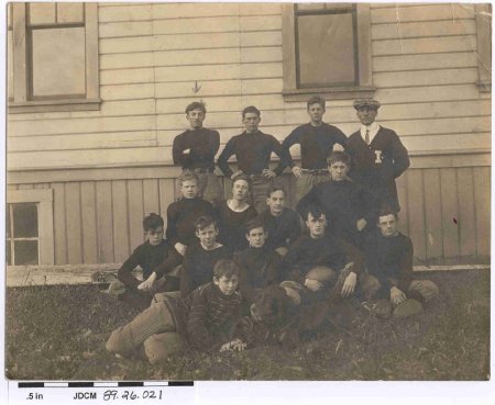 Photograph of 1910 Juneau High