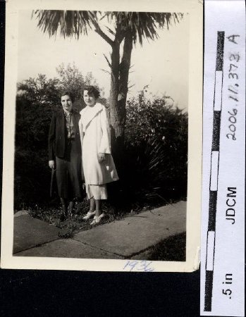 Emma & Mabel Lawson, 1936