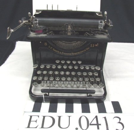 Typewriter, Manual                      